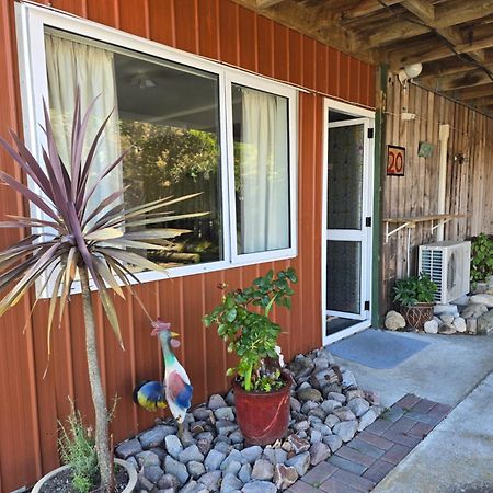 The Redbarn Villa Turangi Exterior photo
